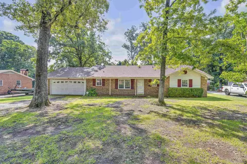 201 Bryson Dr, Boiling Springs, SC 29316