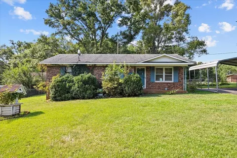 120 Sunnydale Cir, Spartanburg, SC 29303