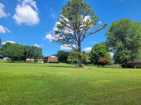 102 Huntington Dr, Gaffney, SC 29341