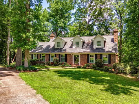 111 Fernwood Dr, Gaffney, SC 29340