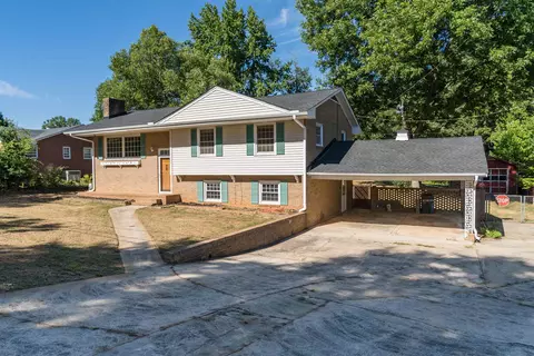104 N Oak Forest Dr, Greenville, SC 29617