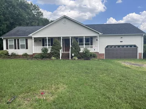 2896 Battleground Rd, Cowpens, SC 29330