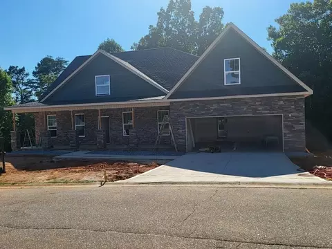 154 Floyd Meadow Dr, Inman, SC 29349