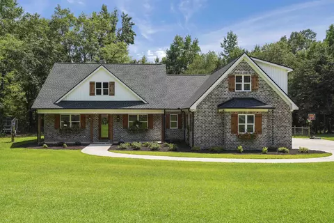 106 Turkey Ln, Fountain Inn, SC 29644