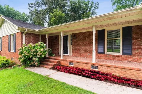 132 Limerick Rd, Greenwood, SC 29649