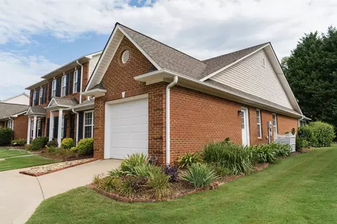 332 Rexford Dr, Moore, SC 29369 photo 3