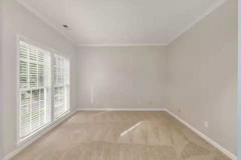 209 Timberleaf Dr, Duncan, SC 29334 photo 4