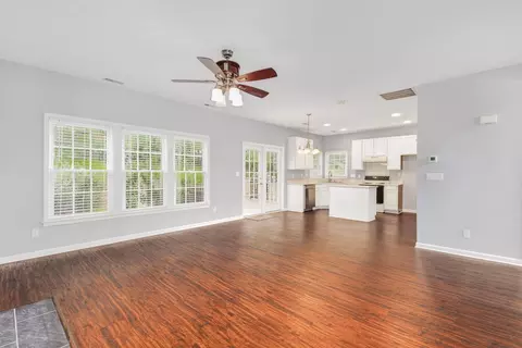 209 Timberleaf Dr, Duncan, SC 29334 photo 10