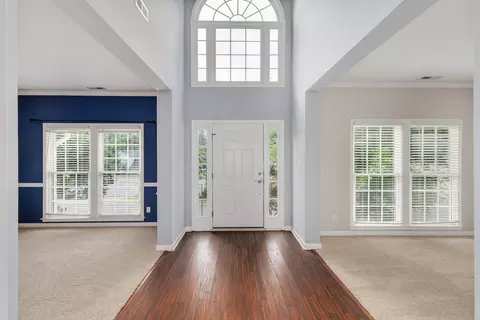 209 Timberleaf Dr, Duncan, SC 29334 photo 3