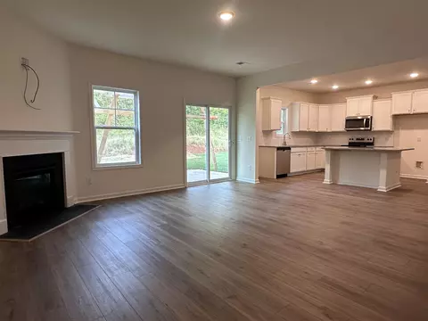 1102 Silverbend Trl, Duncan, SC 29334 photo 10