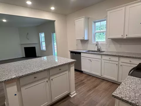 1102 Silverbend Trl, Duncan, SC 29334 photo 6