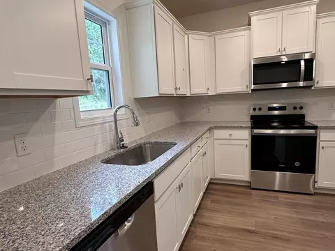 1102 Silverbend Trl, Duncan, SC 29334 photo 8