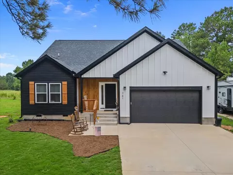 741 Bill Pearson Rd, Woodruff, SC 29388