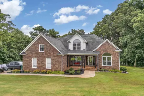 105 Patti Ct, Cowpens, SC 29330