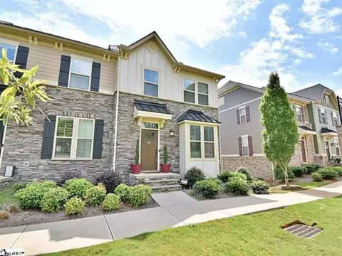 40 Itasca Dr, Greenville, SC 29609