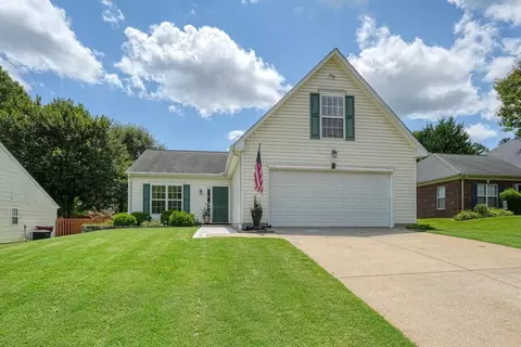 859 Thornbird Cir, Boiling Springs, SC 29316