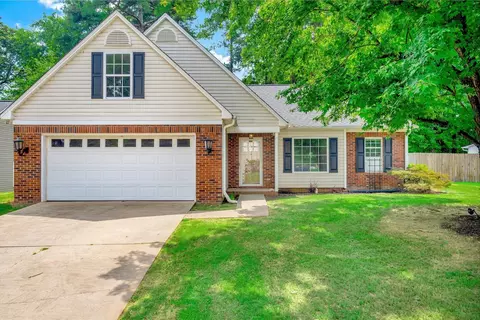 200 Birds Eye Vw, Boiling Springs, SC 29316