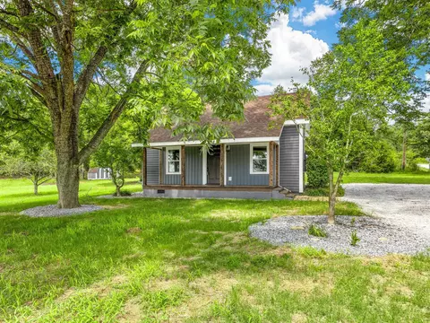 1630 Clement Rd, Greer, SC 29650