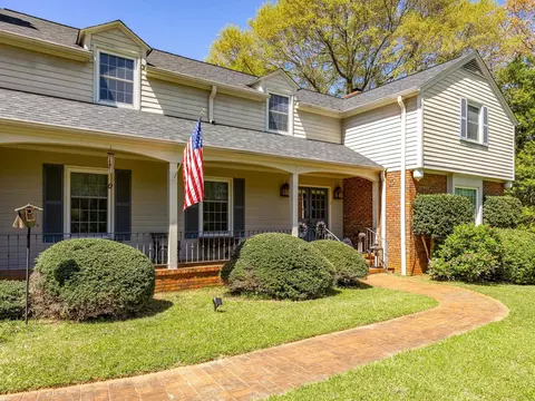 102 Pine Forest Dr, Greer, SC 29651 photo 4