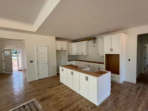 122 Cherry Ln, Greer, SC 29651 photo 5