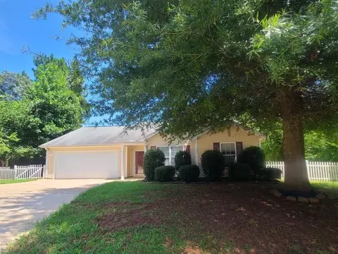 702 Evelyn Mae Rd, Inman, SC 29349