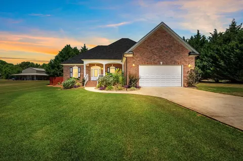 112 Old Leonard Rd, Woodruff, SC 29388