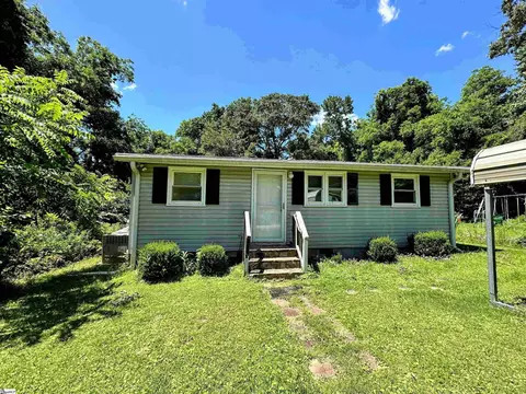 254 Weeping Oak Dr, Spartanburg, SC 29303