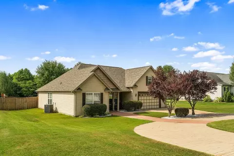 871 Grand Canyon Rd, Inman, SC 29349