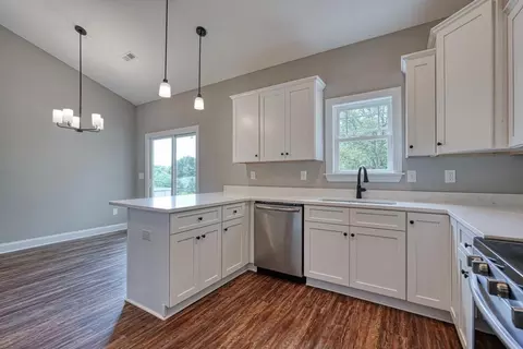 330 Sunset Dr, Pacolet, SC 29372 photo 9