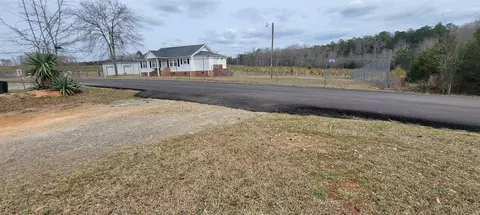 433 Williams Rd, Clinton, SC 29325 photo 6