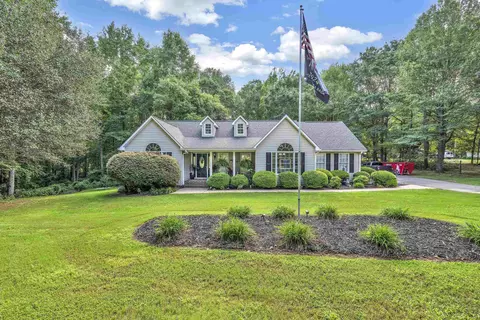 190 Waters Rd, Cowpens, SC 29330