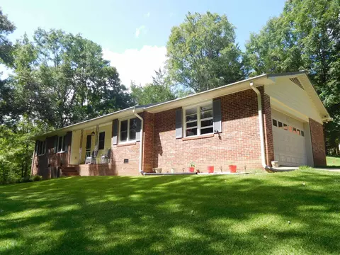207 Eastbrook Road Rd, Gaffney, SC 29340