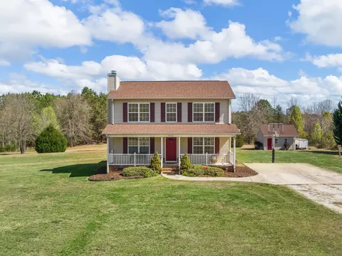 915 S Blackstock Rd, Landrum, SC 29356