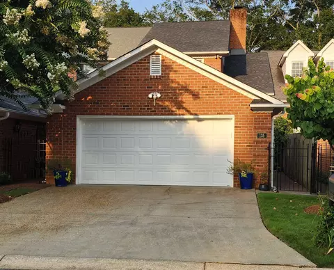 135 Country Club Ct, Spartanburg, SC 29302