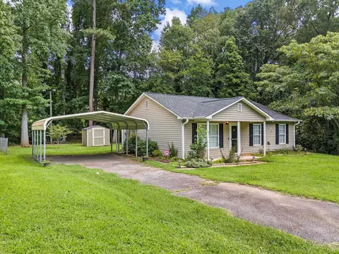 658 Idlewood Cir, Spartanburg, SC 29307