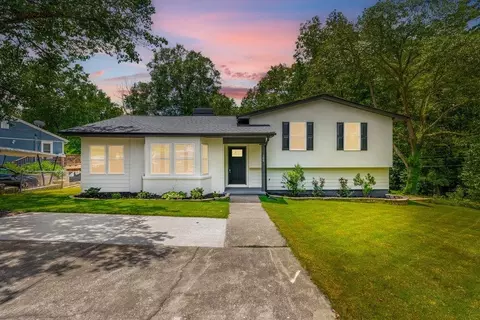 100 Robin Hood Rd, Greenville, SC 29607