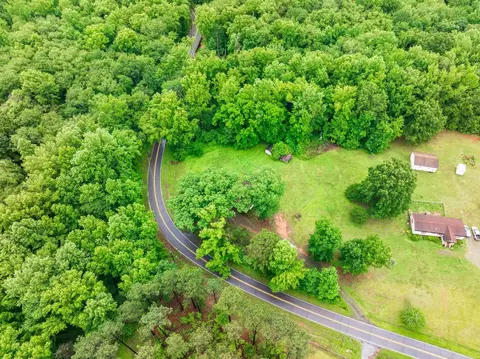 950 Dickson Rd, Campobello, SC 29322 photo 7