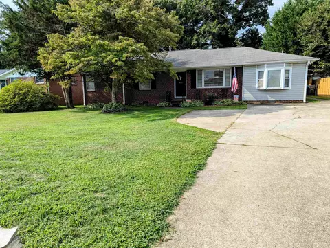 1411 W Parker Rd, Greenville, SC 29617