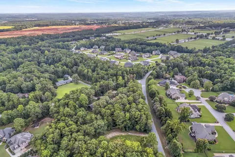 179 Thompson Rd, Greer, SC 29651 photo 4