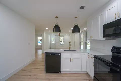 218 E Arlington Ave, Greer, SC 29651 photo 13