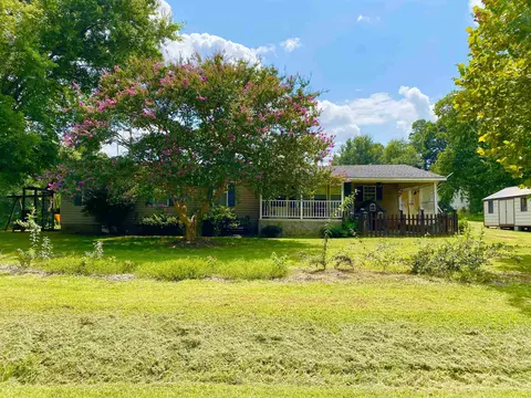682 Island Ford Rd, Inman, SC 29349