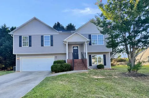 418 Dellwater Way, Spartanburg, SC 29306