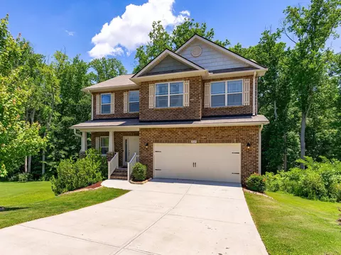 528 Dragonfly Ct, Roebuck, SC 29376