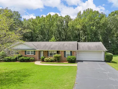 124 Shelton Dr, Spartanburg, SC 29307