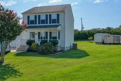 406 Opal Ct, Greer, SC 29651