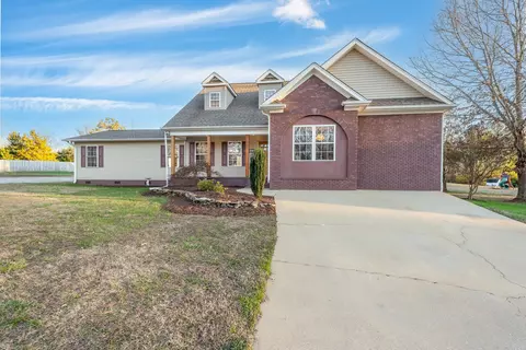 163 Eagle Ridge Dr, Chesnee, SC 29323