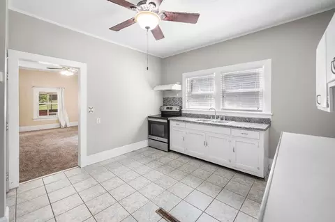 Kitchen - 4 Waldrop St, Enoree, SC 29335 photo 4 of 4