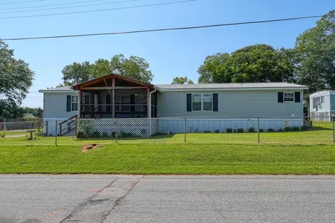 271 Stephen Grove Rd, Spartanburg, SC 29301