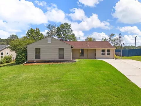 305 Foxborough Rd, Spartanburg, SC 29303