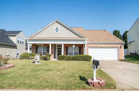 747 Thistlewood Dr, Duncan, SC 29334